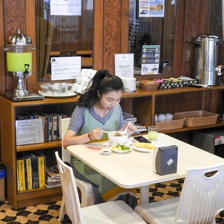 Backpacker Hostel (Adults Only) Yangon Exterior foto