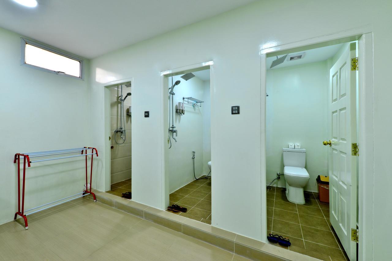 Backpacker Hostel (Adults Only) Yangon Exterior foto